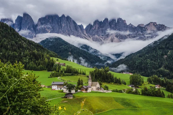 Magdalena Church Val Funes Valley Dolomites Italy Furchetta Sass Rigais — Stock Photo, Image