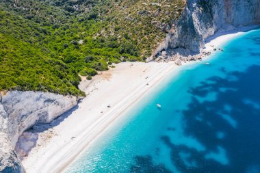 Kefalonia Adası, Yunanistan ve Avrupa 'daki uzak ve gizli Fteri plajı.