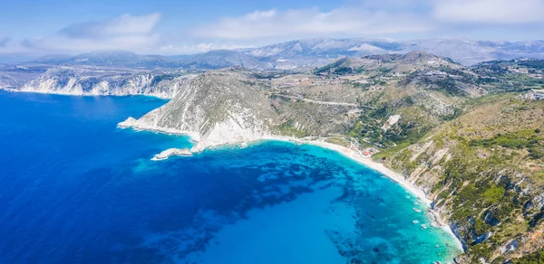 希腊爱奥尼亚群岛Kefalonia的Petani海滩空中全景 — 图库照片