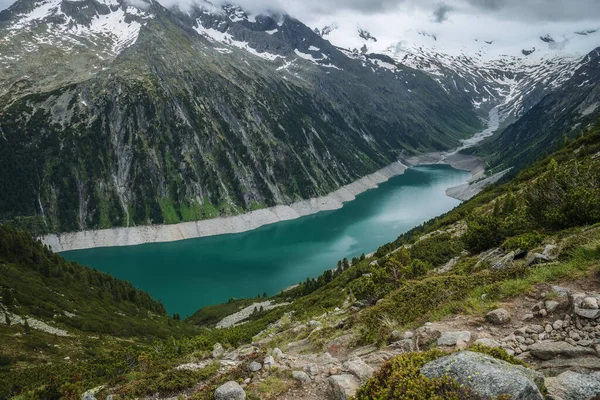 Schlegeis Stausee göl manzaralı. Zillertal, Avusturya - Avrupa