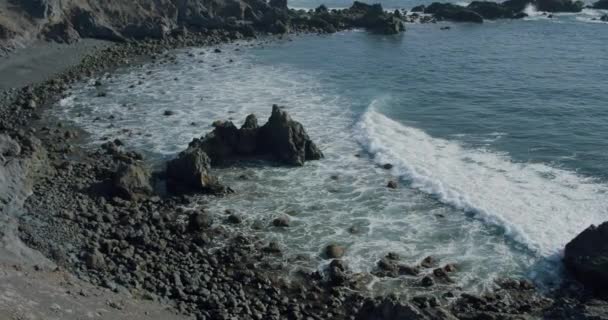 Pedras Negras Praia Vulcânica Oceano Atlântico Alcala Costa Sul Tenerife — Vídeo de Stock