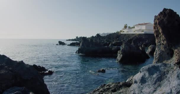 Tenerife Alcala Atlantik Okyanusu Nun Doğal Havuzu Güneşli Bir Günde — Stok video