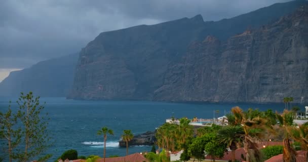 Wind Stormy Weather Tenerife Sunset Blue Hour Los Gigantes Cliffs — 비디오