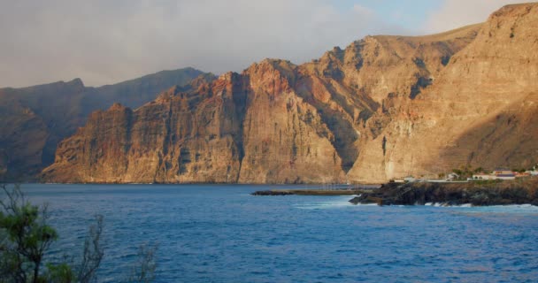 Los Gigantes Cliffs Sunset Tenerife Canary Islands Spain Volcanic Rocky — Vídeo de Stock