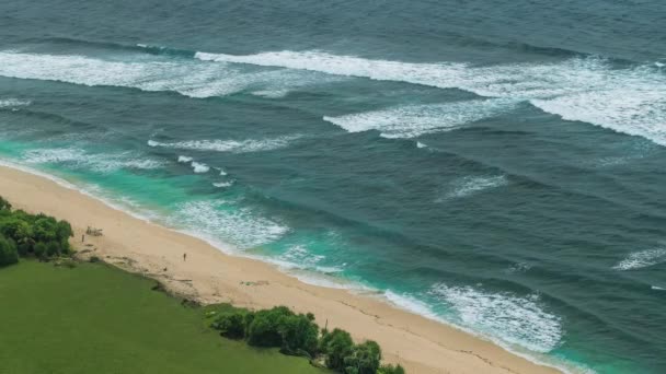 Onde Movimento Sulla Costa Nunggalan Beach Uluwatu Bali Indonesia Una — Video Stock