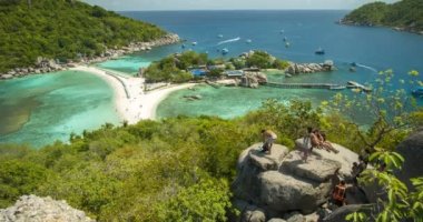 Timelaps Koh Nang Yuan View Point Beach, deniz ve ağaç Adaları
