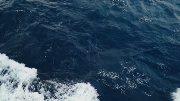 Ein Blick Zeitlupe Vom Kreuzfahrtschiff Auf Das Meer Schuss Auf — Stockvideo