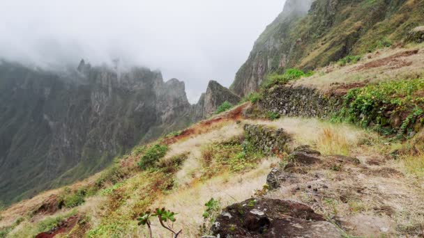 Majestuosa Vista Montañas Valles Ruta Senderismo Isla Santo Antao Hermosos — Vídeos de Stock