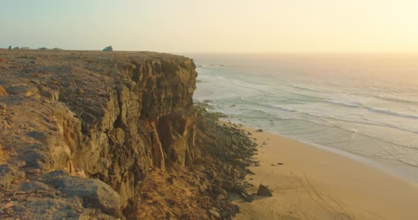 Fuerteventura Canary Islands Ocean Waves Crash Golden Sandy Beach Soft — Wideo stockowe