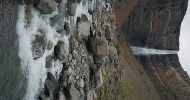 Hengifoss Waterfall Mountain River East Iceland — 图库视频影像