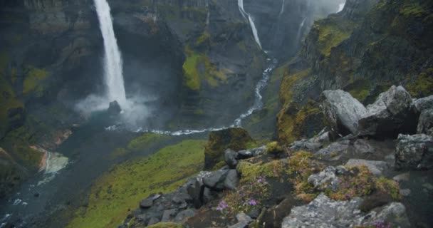 Mais Bela Cachoeira Haifoss Iceland Highland — Vídeo de Stock