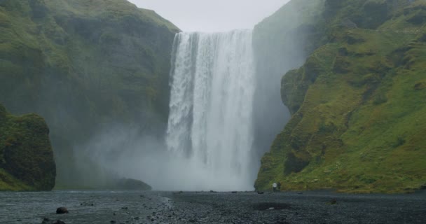 Nejznámější Nejkrásnější Skogafosský Vodopád Islandu — Stock video