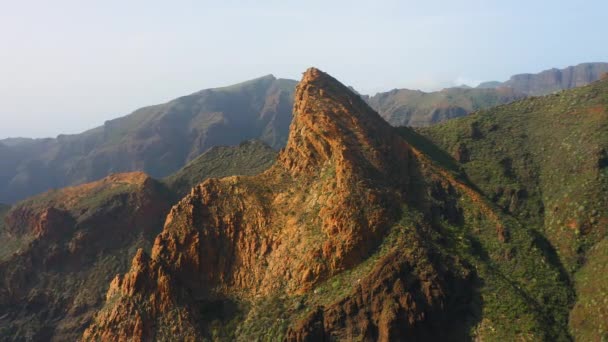 Vue Aérienne Large Roche Argileuse National Teno Park Montagnes Dorées — Video