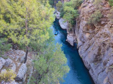 Kemer Antalya 'daki Kuzdere Kanyonu' ndaki yeşil ağaçlar