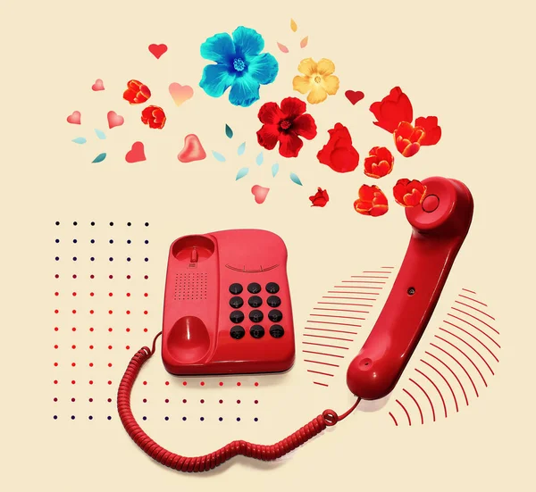 Art Collage Odbiornik Telefonu Retro Różnych Świeżych Kwiatów Pastelowym Tle — Zdjęcie stockowe