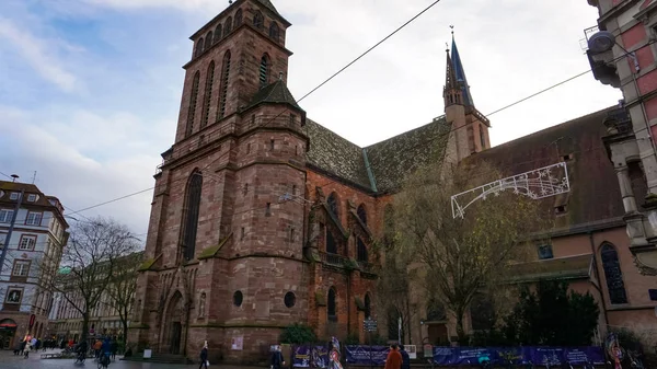 Straßburg Elsass Frankreich Dezember 2021 Kirchturm Und Fassade Der Wichtigsten — Stockfoto