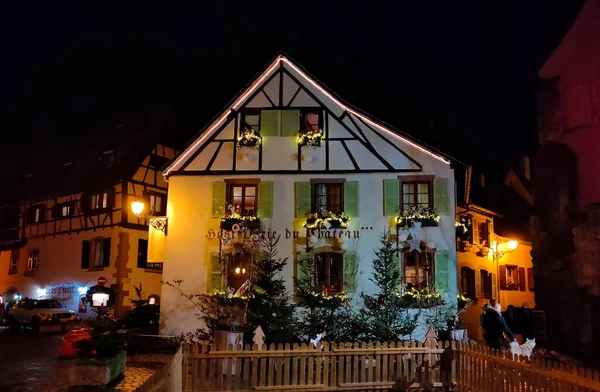 Eguisheim Elsass Frankreich Dezember 2021 Nachtszene Eguisheim Einem Traditionellen Dorf — Stockfoto