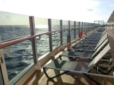Lüks Cruise gemi güverte güneşli gün