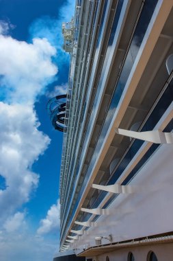 Lüks Cruise gemi güverte güneşli gün