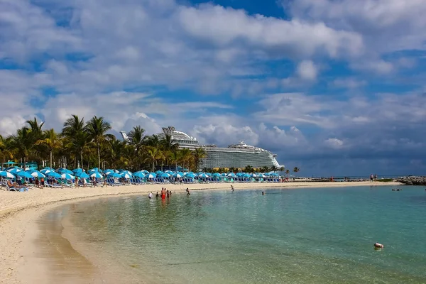 Letecký Pohled Ostrov Cococay Bahamách Kde Hosté Mohou Celý Den — Stock fotografie