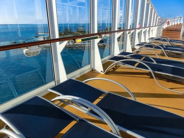 Luxury Cruise Ship Deck Sunny Day — Stock Photo, Image