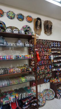 Costa Maya, Meksika, 24 Nisan 2022 Costa Maya yolcu gemisi terminali veya limanında alışveriş yapmak pek çok eğlence için mükemmel bir yer. Mükemmel bir tropikal cennet..