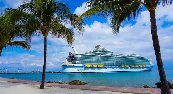 Coco Cay Bahamas Abril 2022 Symphony Seas Crucero Más Grande — Foto de Stock