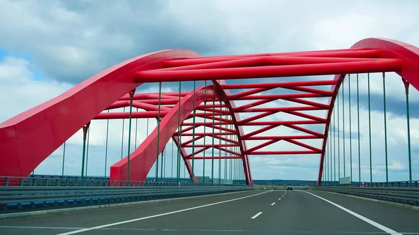Wroclaw Polônia Céu Nublado Sobre Ponte Vermelha — Fotografia de Stock