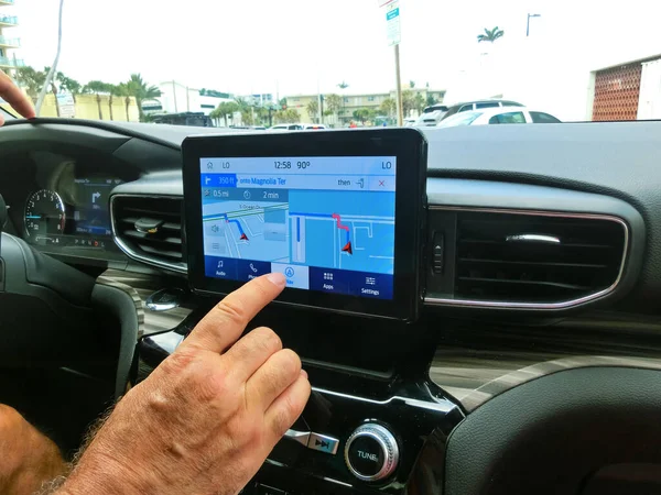 Miami Usa May 2022 Ford Explorer Car Dashboard Navigation System — Stock Photo, Image