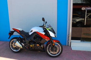 Puerto Plata, Dominik Cumhuriyeti - 4 Mayıs 2022: Er Kawasaki Motosikleti.