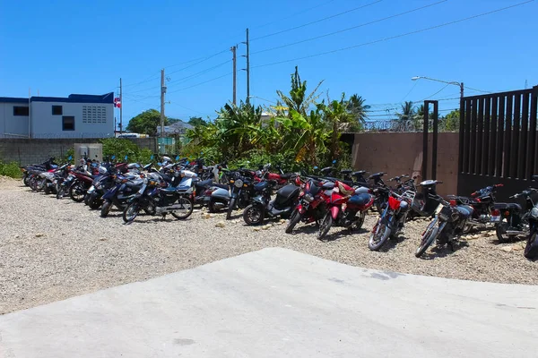 도미니카 공화국 푸에르토 플라타 2022 길거리에서 오토바이 — 스톡 사진