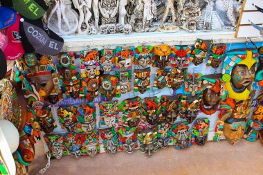 Cozumel, Meksika - 04 Mayıs 2022: Cozumel, Meksika 'da yerel el yapımı ürünler