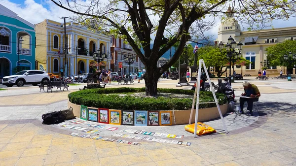 Puerto Plata Maio 2022 Artista Pintura Perto Edifícios Centro Puerto — Fotografia de Stock