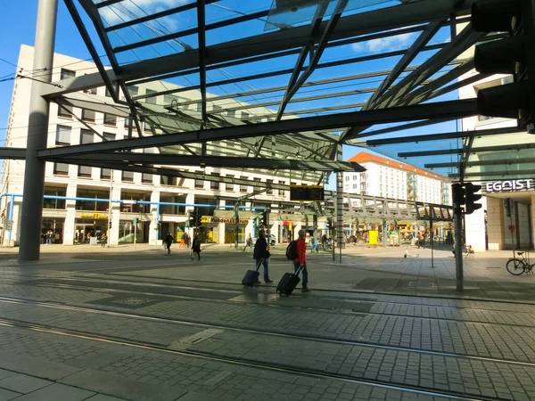 Dresden Duitsland April 2022 Tramhalte Postplatz — Stockfoto