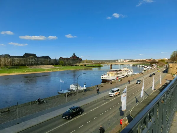 Дрезден Німеччина Квітня 2022 Набережні Ельби — стокове фото