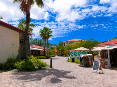 Charlotte Amalie, ABD Virgin Adaları - 4 Mayıs 2022 Charlotte Amalie alışveriş bölgesi