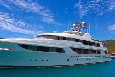 Charlotte Amalie, ABD Virgin Adaları - 4 Mayıs 2022 Charlotte Amalie alışveriş bölgesi