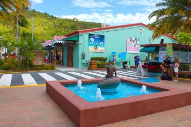 Charlotte Amalie, ABD Virgin Adaları - 4 Mayıs 2022 Charlotte Amalie alışveriş bölgesi