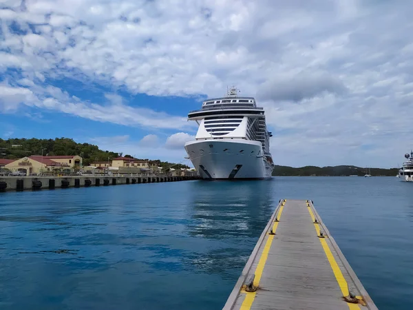 Thomas Usvi May 2022 Msc Seashore Cruise Ship Docked Tropical — 스톡 사진