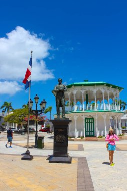 Puerto Plata, DR - 10 Mayıs 2022: Güzel Central Park, Puerto Plata şehrinin dünyanın dört bir yanından gelen yerli ve turistlerin ziyaret ettiği merkezidir..