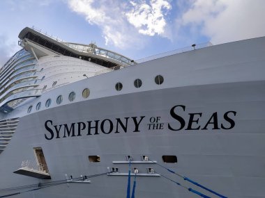 Costa Maya, Meksika... 24 Nisan 2022, Roatan, Honduras 'a yanaşan en büyük deniz senfonisi.