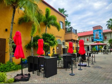 St Thomas, USVI - 4 Mayıs 2022: St Thomas, USVI 'deki Yacht Haven Grande marinasının görüntüsü.