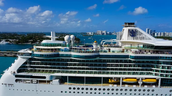 Майами Сша Апреля 2022 Года Корабль Royal Caribbean Cruise Line — стоковое фото