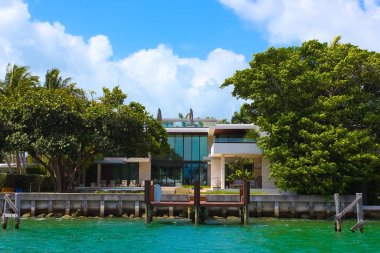 Miami, ABD - 24 Nisan 2022: Miami Beach, Florida, ABD 'de 24 Nisan 2022