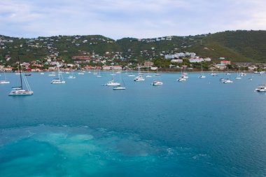St. Thomas, USVI. Charlotte Amelie 'deki Heavensight yolcu gemisi rıhtımı ABD Virgin Adalarından birinde..