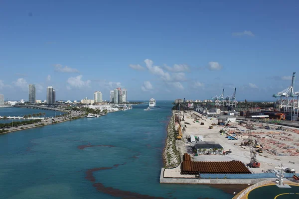 Abd Nin Büyük Kargo Limanlarından Biri Olan Miami Limanı Ndaki — Stok fotoğraf