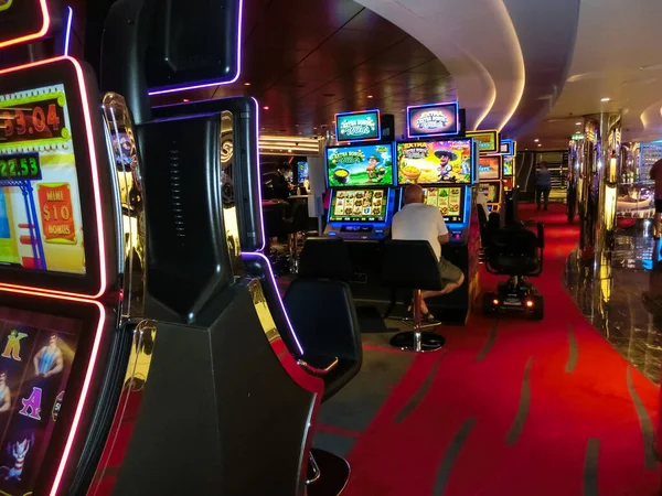 Miami Abril 2022 Interior Las Máquinas Tragamonedas Casino Juegos Azar — Foto de Stock
