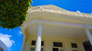 Dominik Cumhuriyeti 'nin Puerto Plata merkezindeki renkli binalar