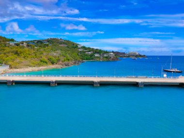 St. Thomas, USVI. Charlotte Amelie 'deki Heavensight yolcu gemisi rıhtımı ABD Virgin Adalarından birinde..