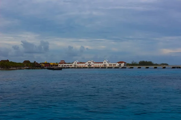 Puerta Maya Limanı Meksika Cozumel Mavi Karayip Sularıyla Kıyı Şeridi — Stok fotoğraf